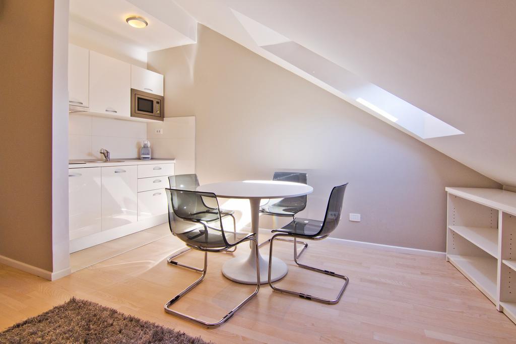 Laura Lux Suites Split Cameră foto