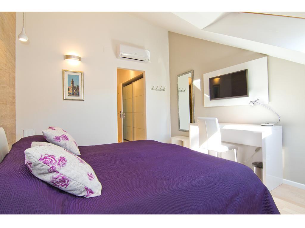 Laura Lux Suites Split Cameră foto
