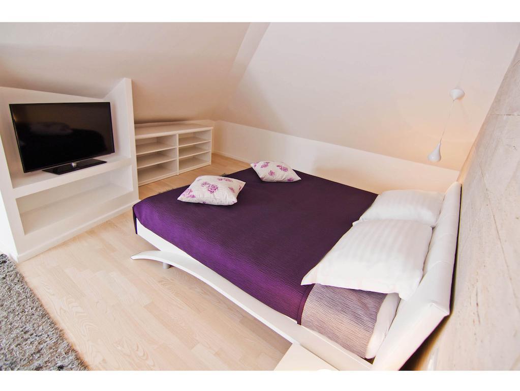 Laura Lux Suites Split Cameră foto