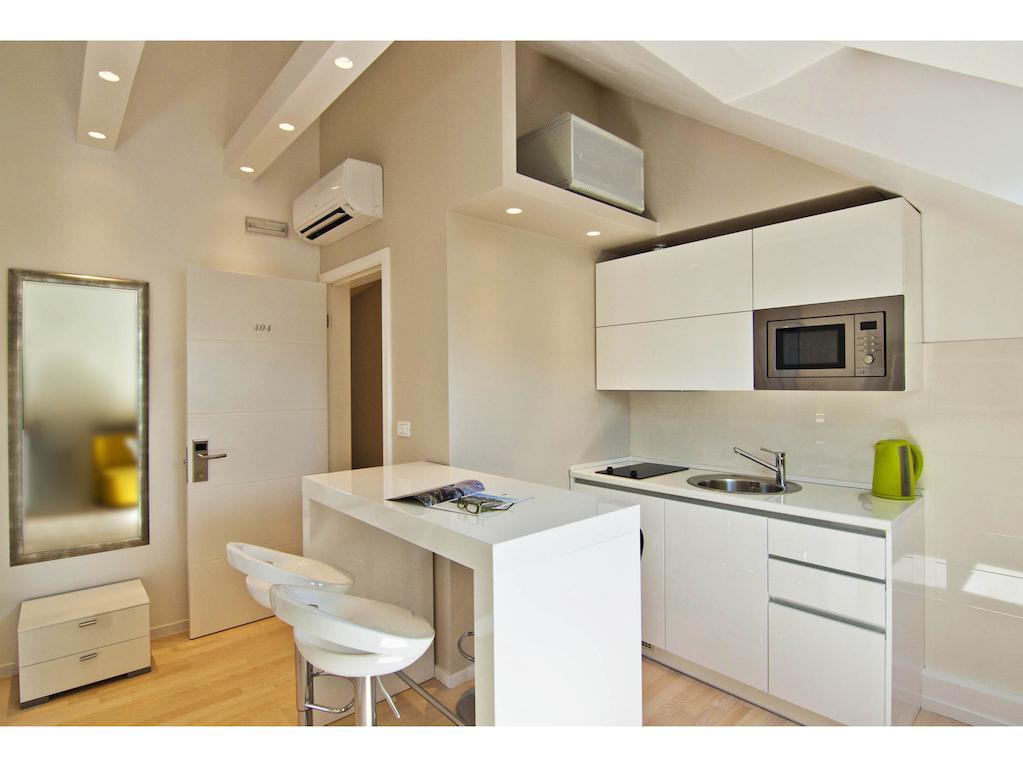 Laura Lux Suites Split Cameră foto